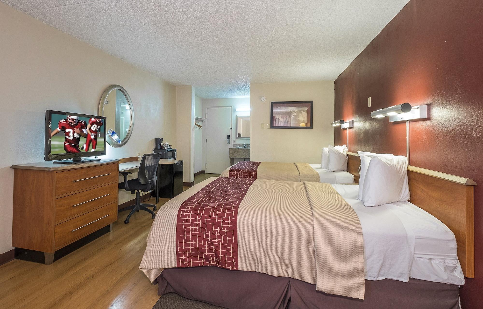 Red Roof Inn & Suites Cleveland - Elyria Exteriér fotografie