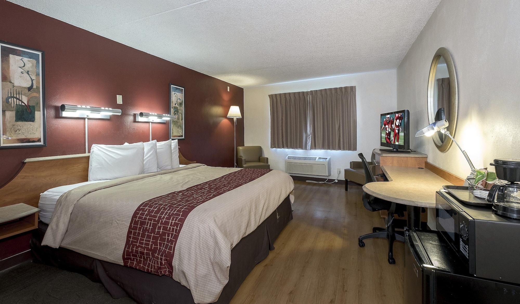 Red Roof Inn & Suites Cleveland - Elyria Exteriér fotografie