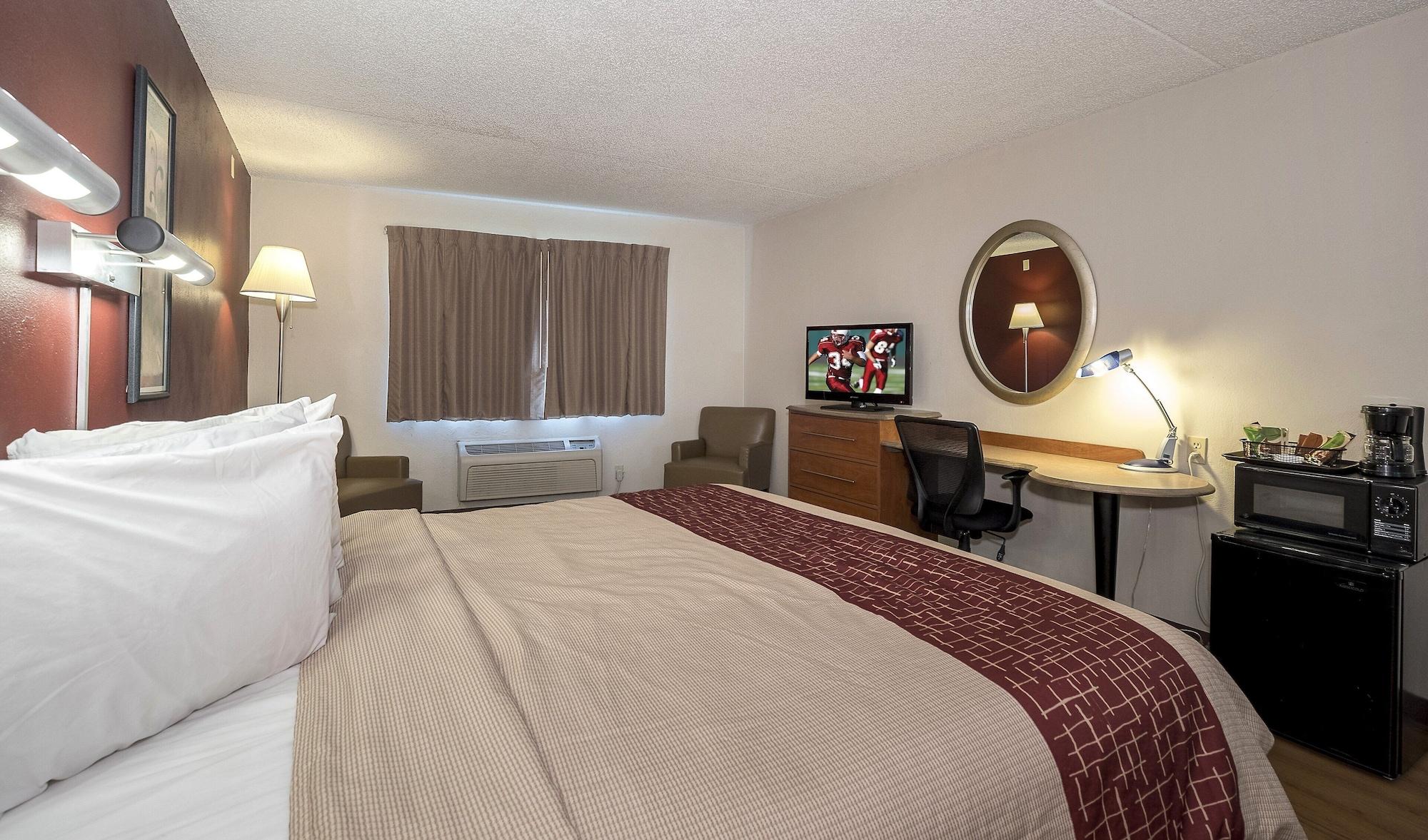 Red Roof Inn & Suites Cleveland - Elyria Exteriér fotografie