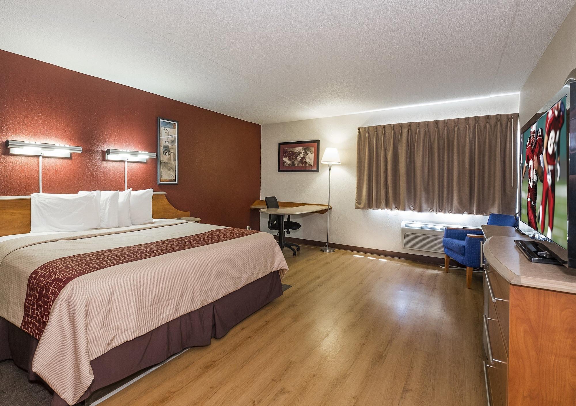 Red Roof Inn & Suites Cleveland - Elyria Exteriér fotografie