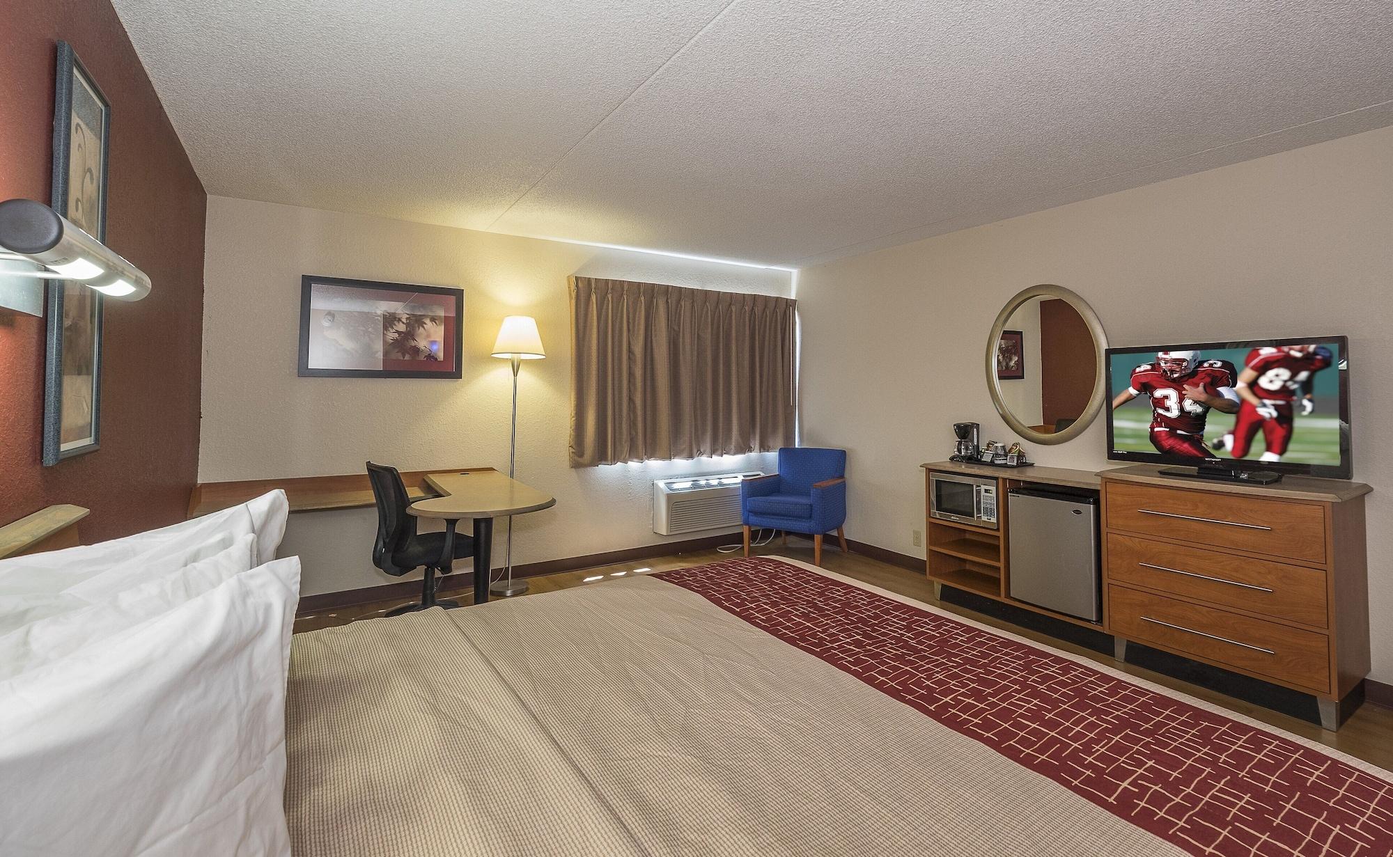 Red Roof Inn & Suites Cleveland - Elyria Exteriér fotografie