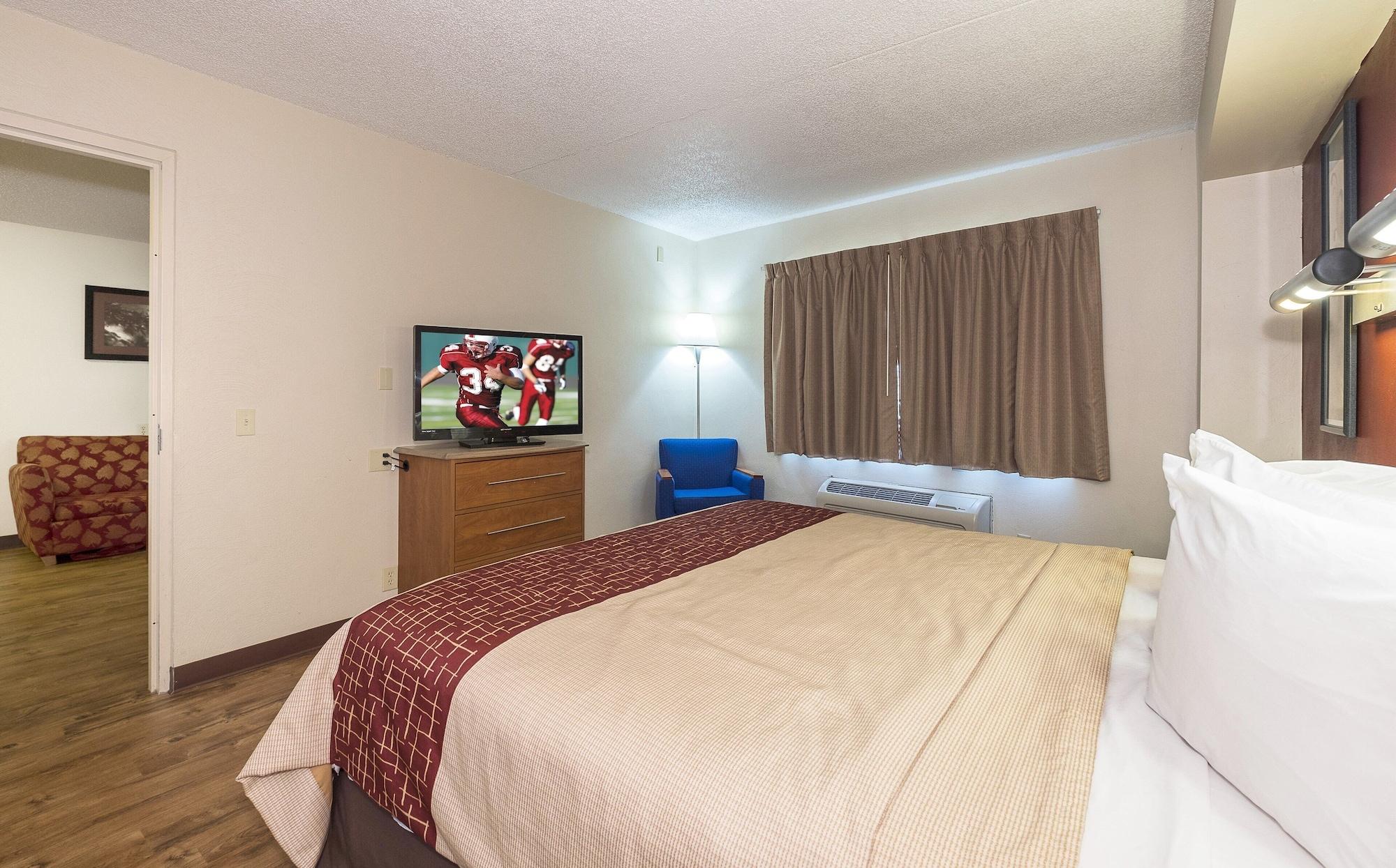 Red Roof Inn & Suites Cleveland - Elyria Exteriér fotografie