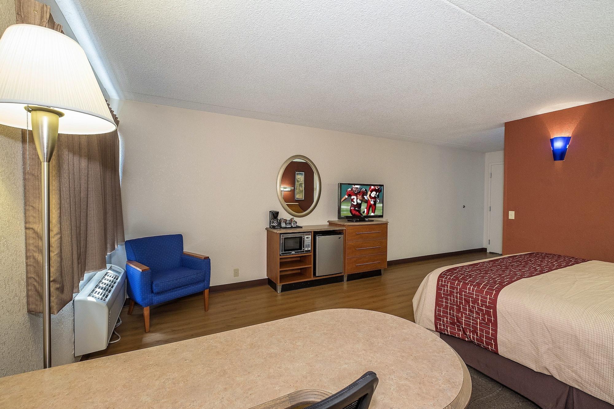 Red Roof Inn & Suites Cleveland - Elyria Exteriér fotografie