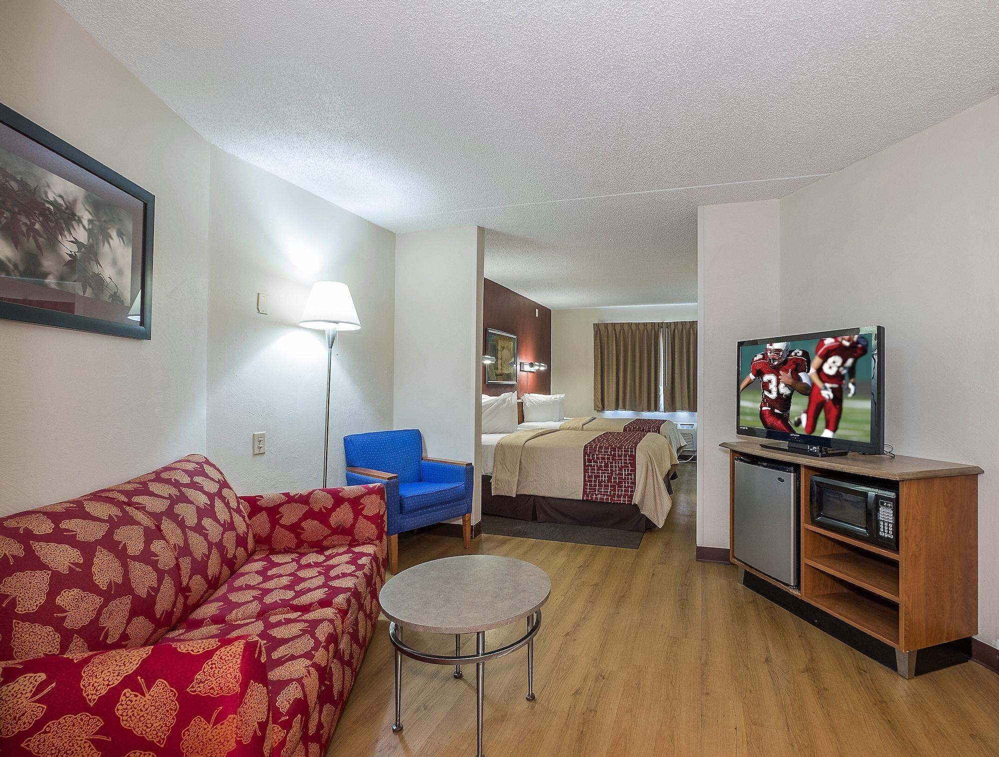 Red Roof Inn & Suites Cleveland - Elyria Exteriér fotografie