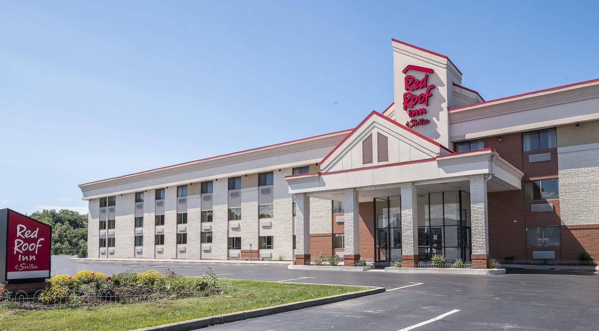 Red Roof Inn & Suites Cleveland - Elyria Exteriér fotografie